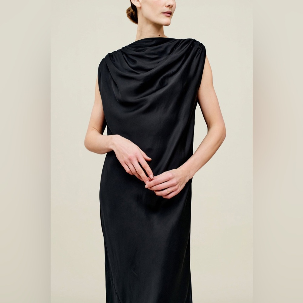 KALLMEYER TOMA DRAPED GOWN - Large - Picture 4 of 14